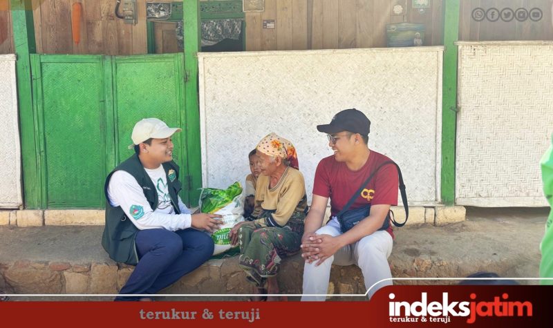Mengubah Ilmu Menjadi Aksi: KKN Mahasiswa UIN Madura Bersama komunitas sosial Bani Insan Peduli Menyapa Warga dengan Hati dan pemberian sembako di Desa Madulang, Omben, Sampang (Foto Istimewa for Indeks Jatim)