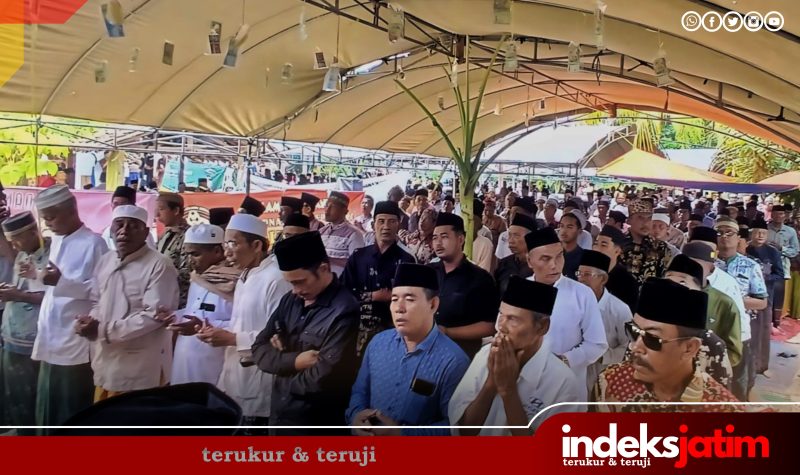 KHIDMAT : Tampak Ribuah Warga Masalima menghadiri Dzikra Maulidur Rasul oleh Pemerintah Desa Masalima (Foto: for Indeks Jatim)