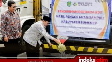 KH. Imam Hasyim, SH.,MH Wakil Bupati Sumenep (kanan) dan Direktur Operasi PT SBI, Edi Sarwono, (kiri)