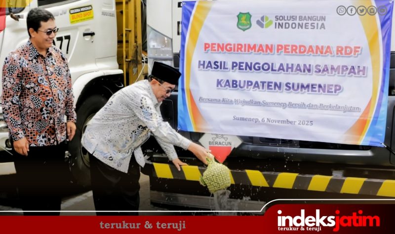 KH. Imam Hasyim, SH.,MH Wakil Bupati Sumenep (kanan) dan Direktur Operasi PT SBI, Edi Sarwono, (kiri)